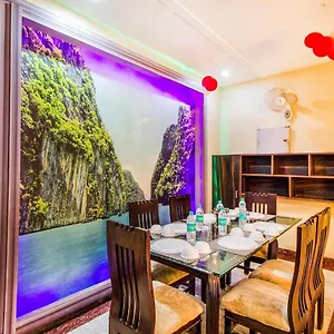 Fabhotel Maniram Palace Agra (Uttar Pradesh)