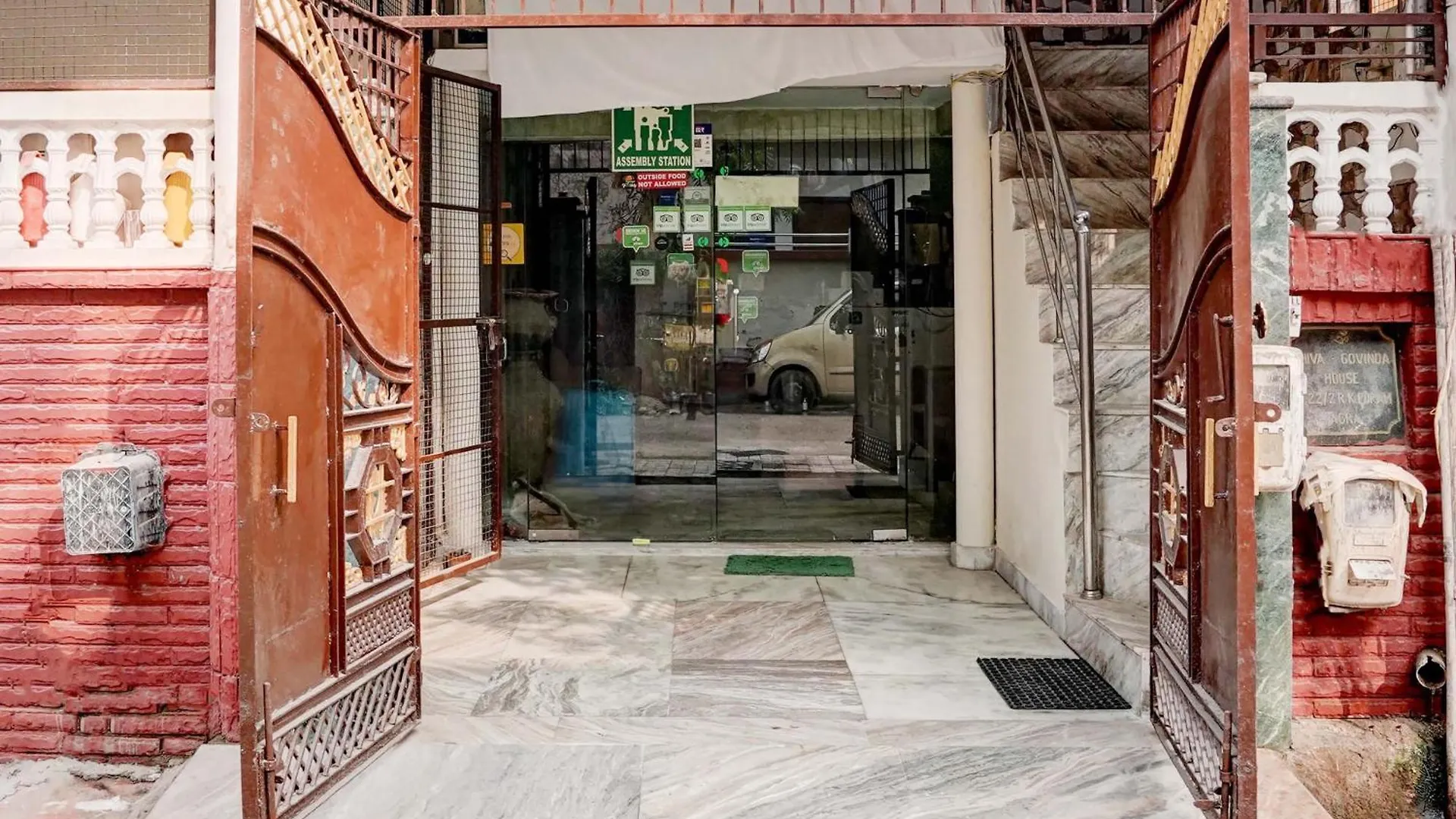 Spot On Hotel Royal Dream Agra  3*, Agra (Uttar Pradesh) India